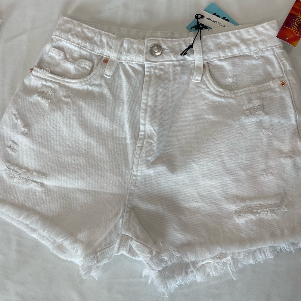 YMI High Rise ‘80s Shorts w/ Frayed Hem